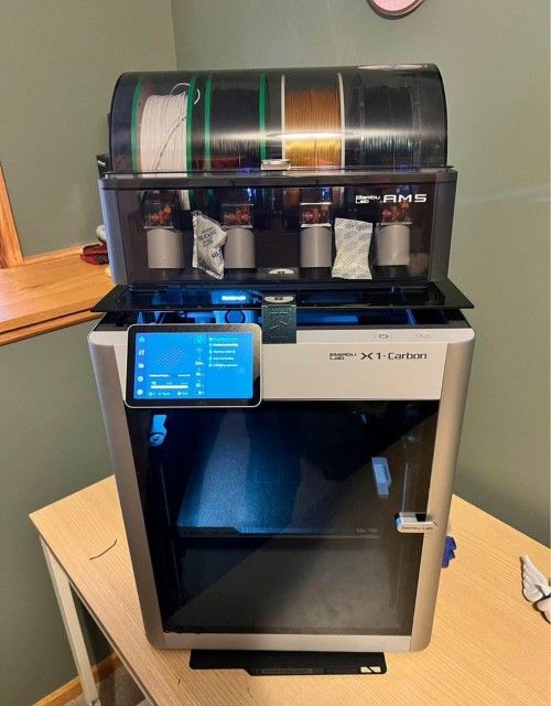 Bambu Lab X1 Carbon & AMS