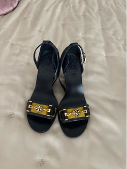 Black and gold Tory Burch shoes size 7