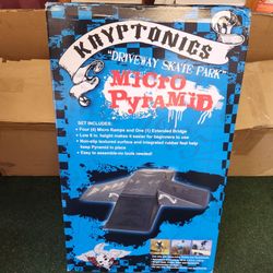 Kryptonics Micro Pyramid Skateboard Ramp