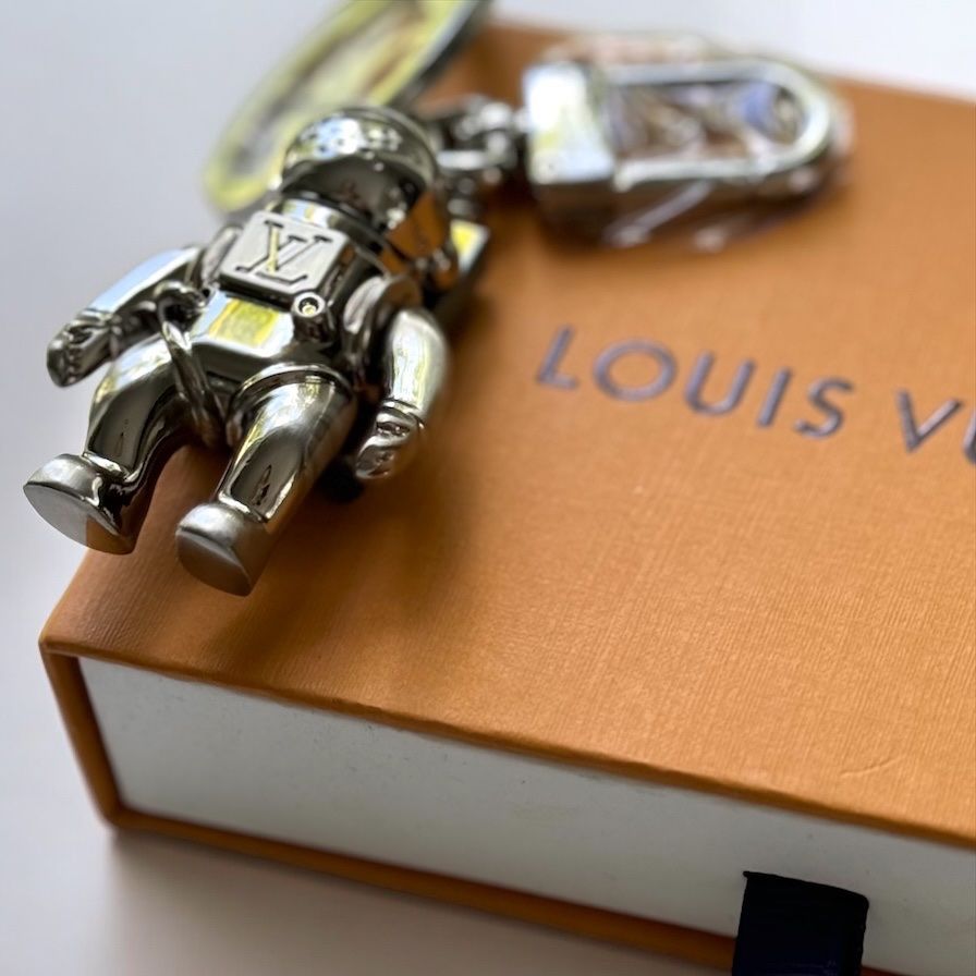 Authentic Louis Vuitton Astronaut Keychain With Box 