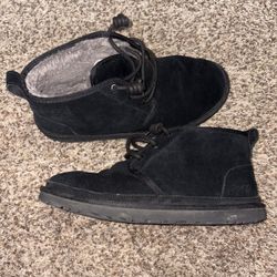 🔥 UGG MEN’S CHUKKA BOOTS – WINTER COMFORT DEAL 🔥