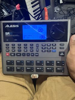 Alesis SR18 Drum Machine