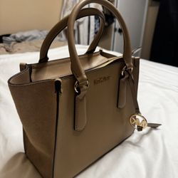 Michael Kors Purse - Like NEW