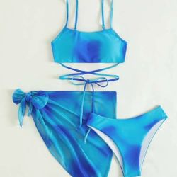 Blue bikini, 3 Pieces Beautiful!