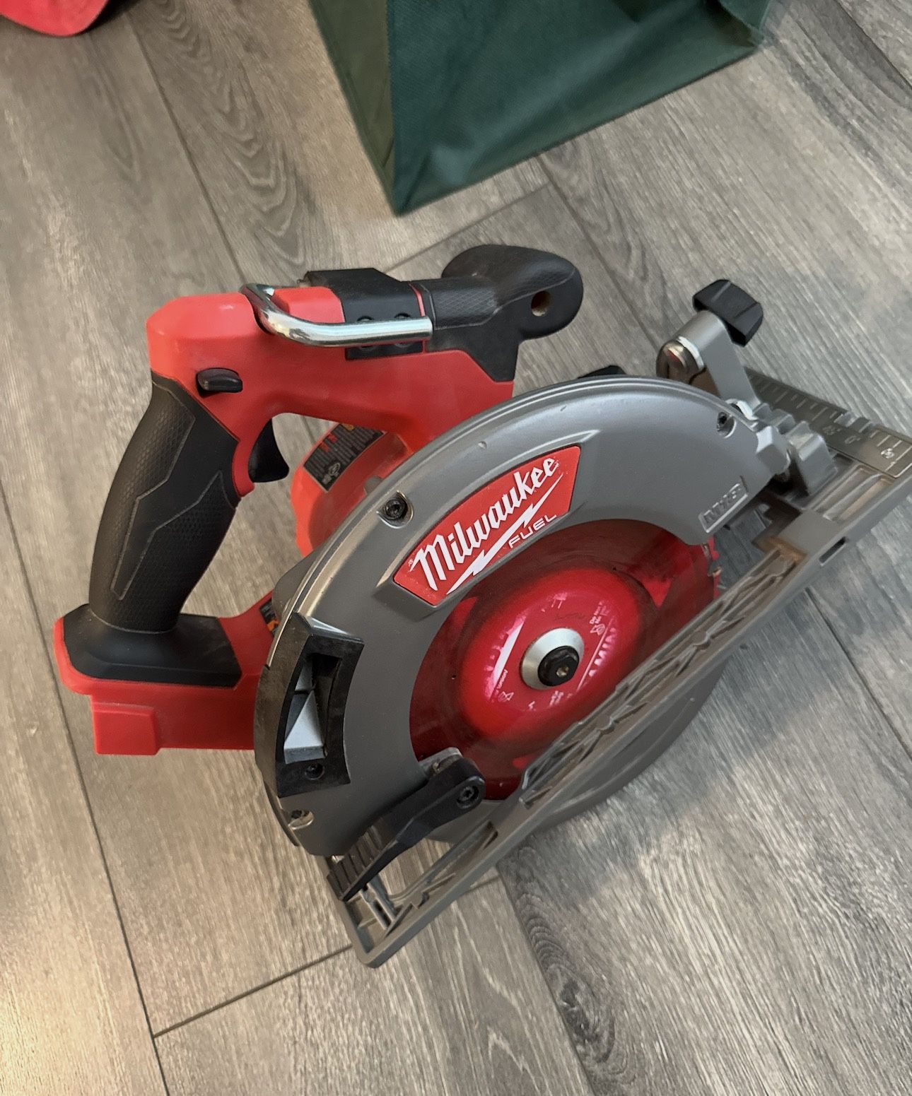 Fuel Milwaukee Saw