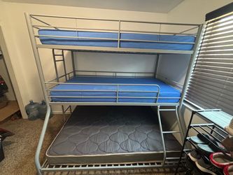 3 Tier Bunk Bed w Mattresses