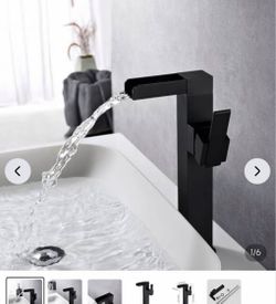 Mero Waterfall Single Handle Bathroom Sink Faucet