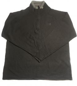 The Northface Men’s pullover sz Large