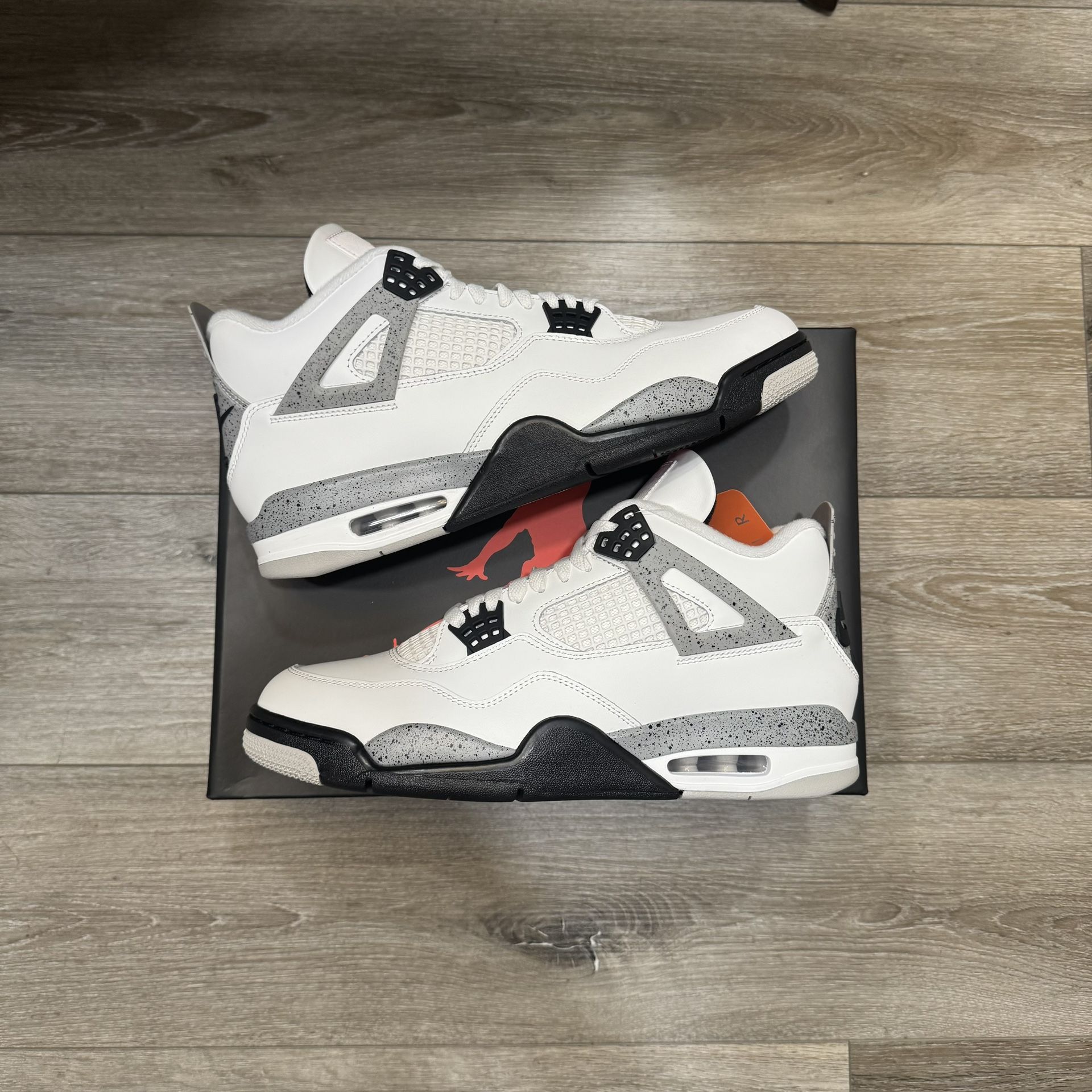 Jordan 4 Retro White Cement 2025 (Sizes in Description)