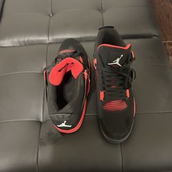 Jordan 4s Red thunder