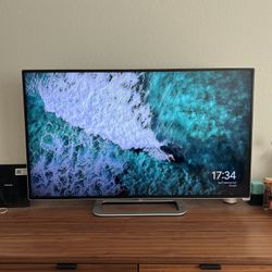 Vizio 42-inch Smart LED TV