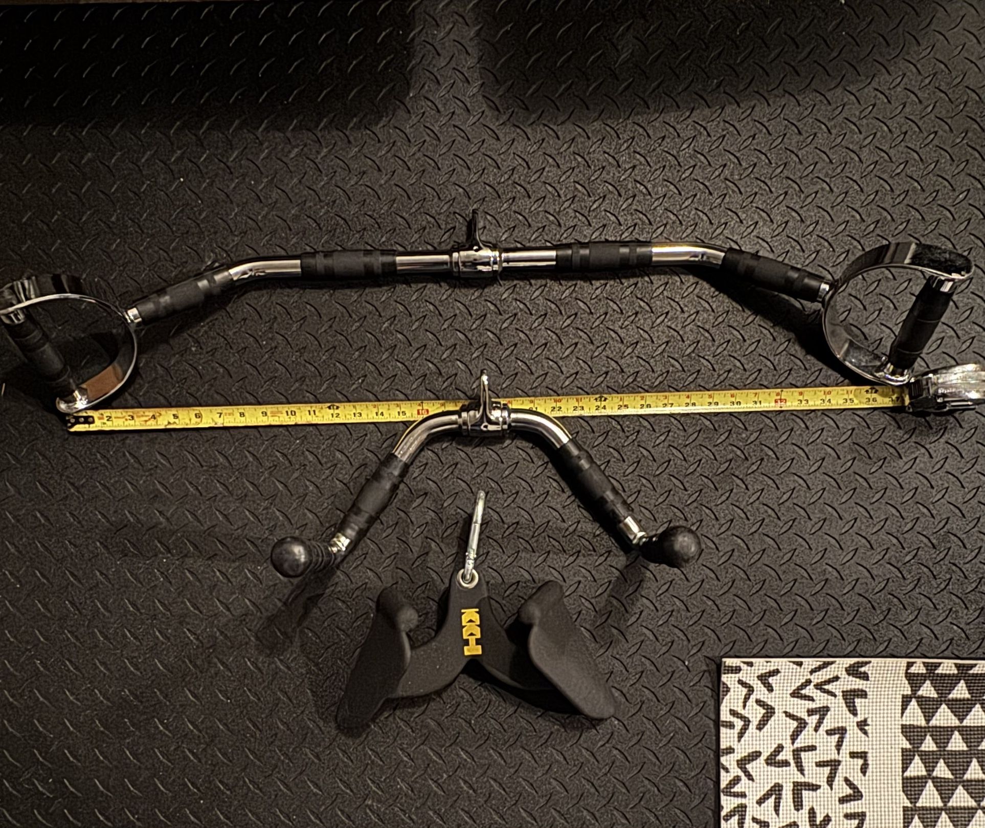 Lat Pull Down Row Tricep Attachments