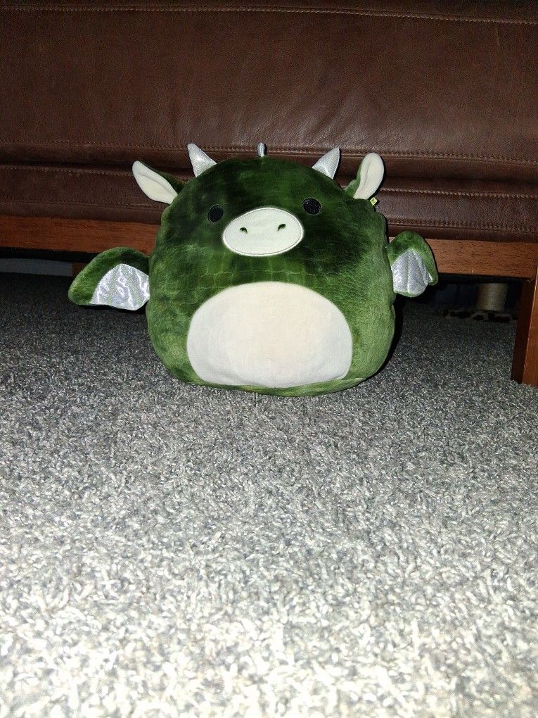 Dragon squishmallow.