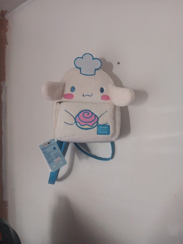 Never Used Cinnamon Roll Sanrio Loungefly Bag