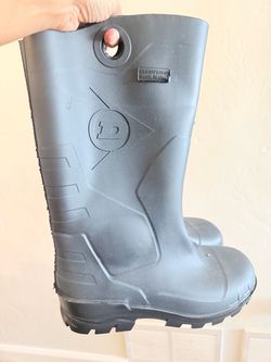 Black Dunlop Rainboots