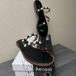 New Kensie women’s black sandals, size 7