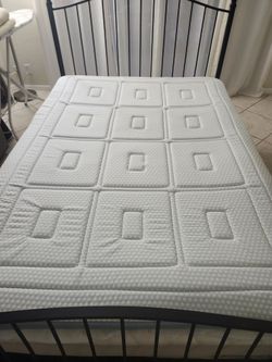 Recently Purchased  Sensor Pedic 3 inch Sensor Cool Gel Infused Memory Foam Mattress Topper