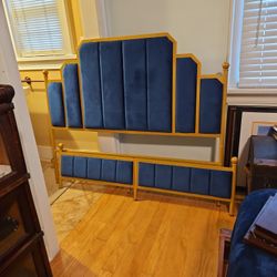  Blue Velvet Queen Platform Bed . No Mattress 