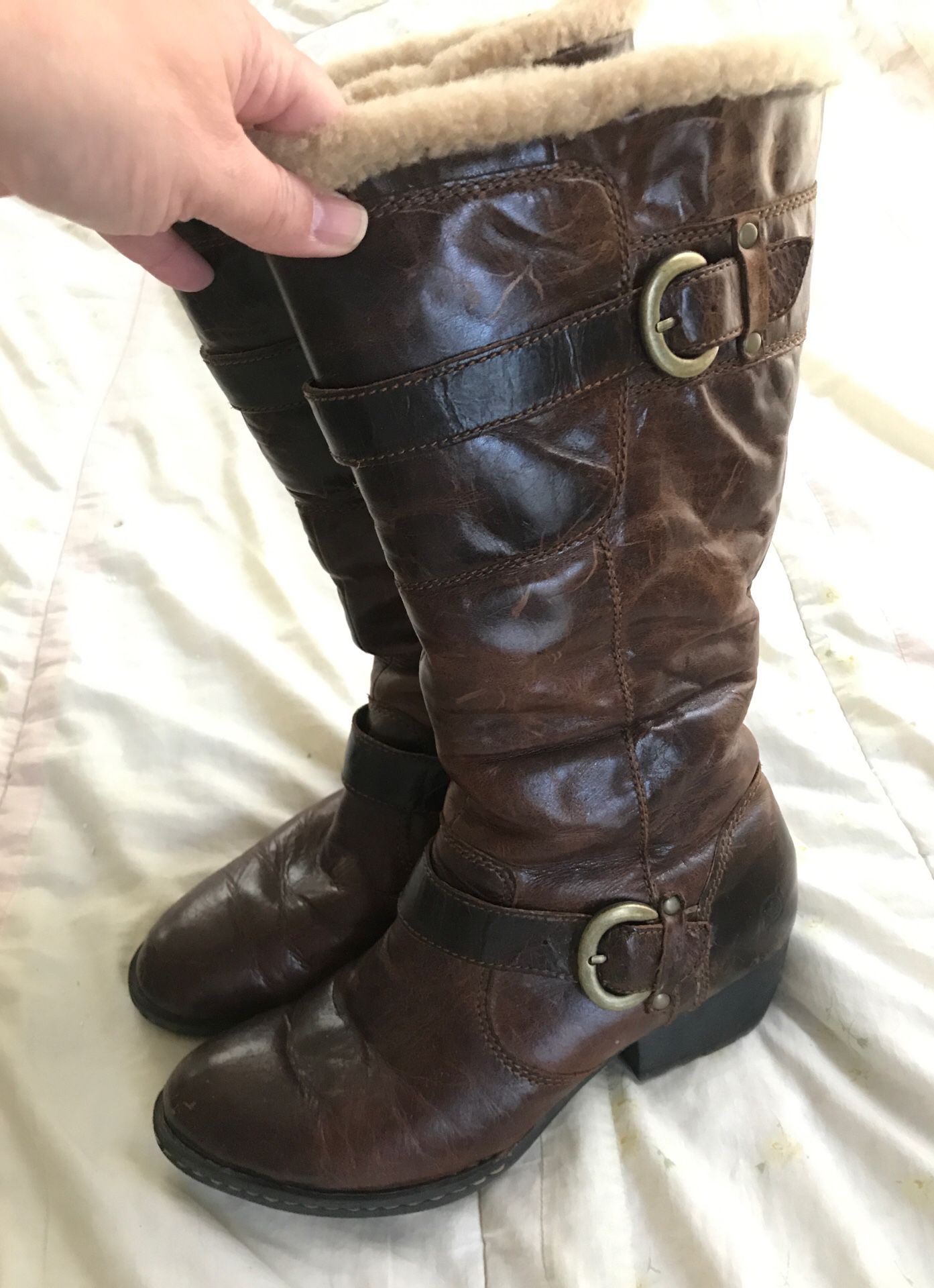 Bjorn boots size 7