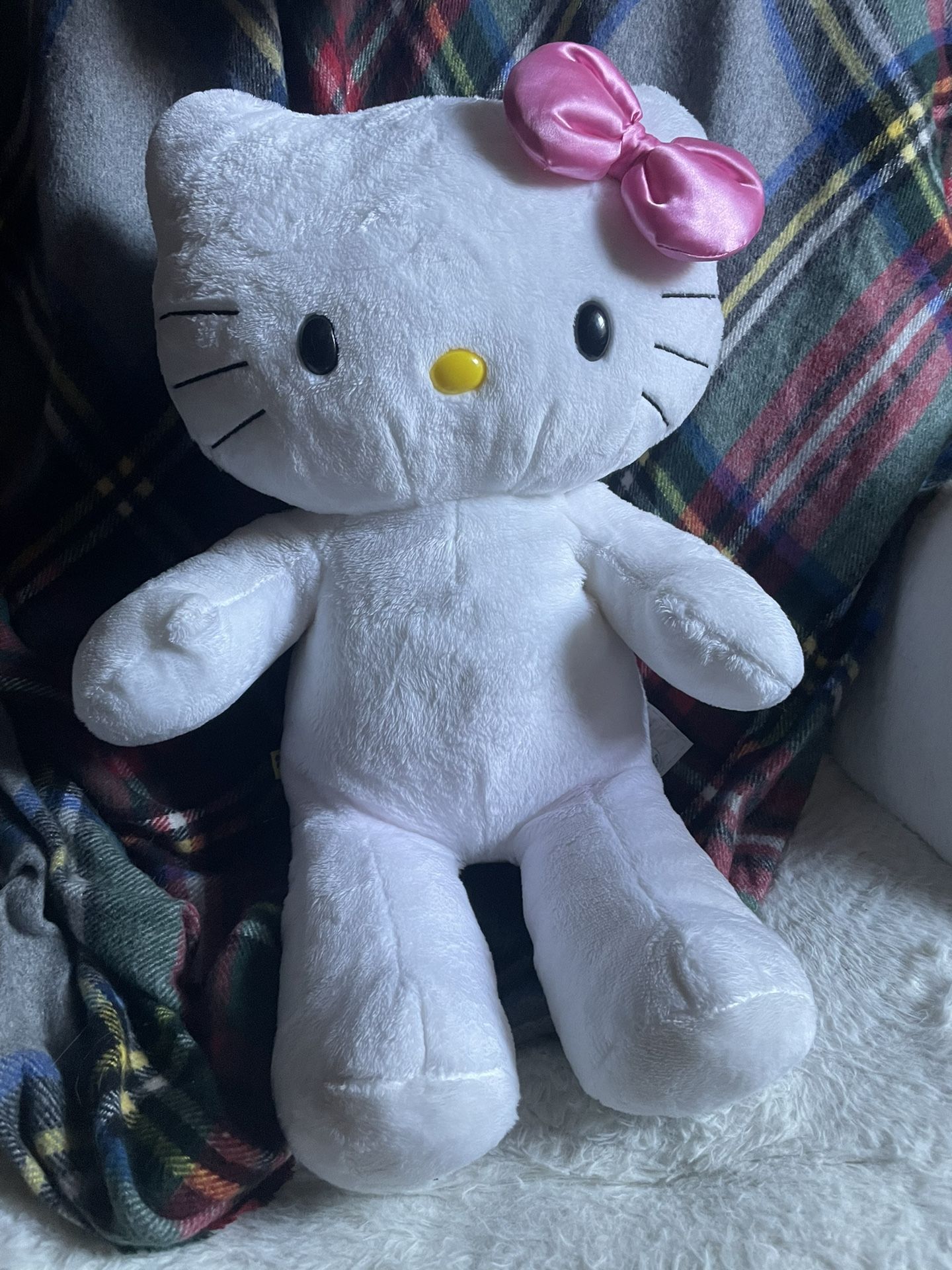Hello Kitty Build A Bear With Original Bow