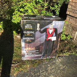 Animated butler with lights and sounds 6.5 feet large Halloween prop talking