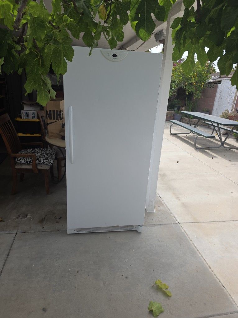 Freezer Frigidaire