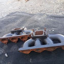 Turbo manifold One is single cam one is be serious