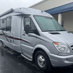 2014 Leisure Travel Serenity Mercedes Chassis