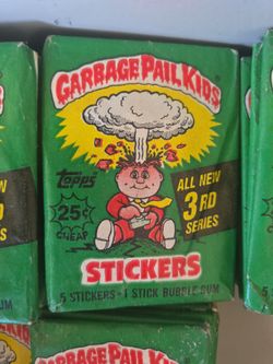 NEW Garbage Pail Kids Packs unopened