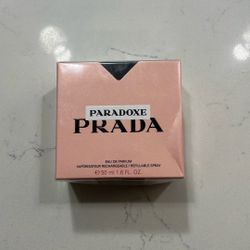 Prada Paradoxe