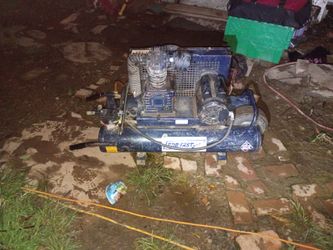 Duo-Fast air compressor
