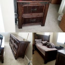 Rustic bedroom set
