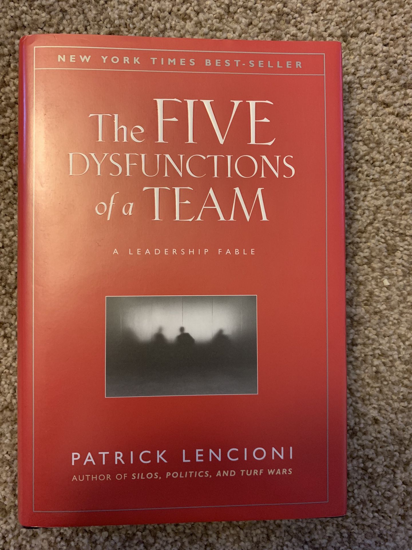 NEW The Five Dysfunctions Of A Team Book