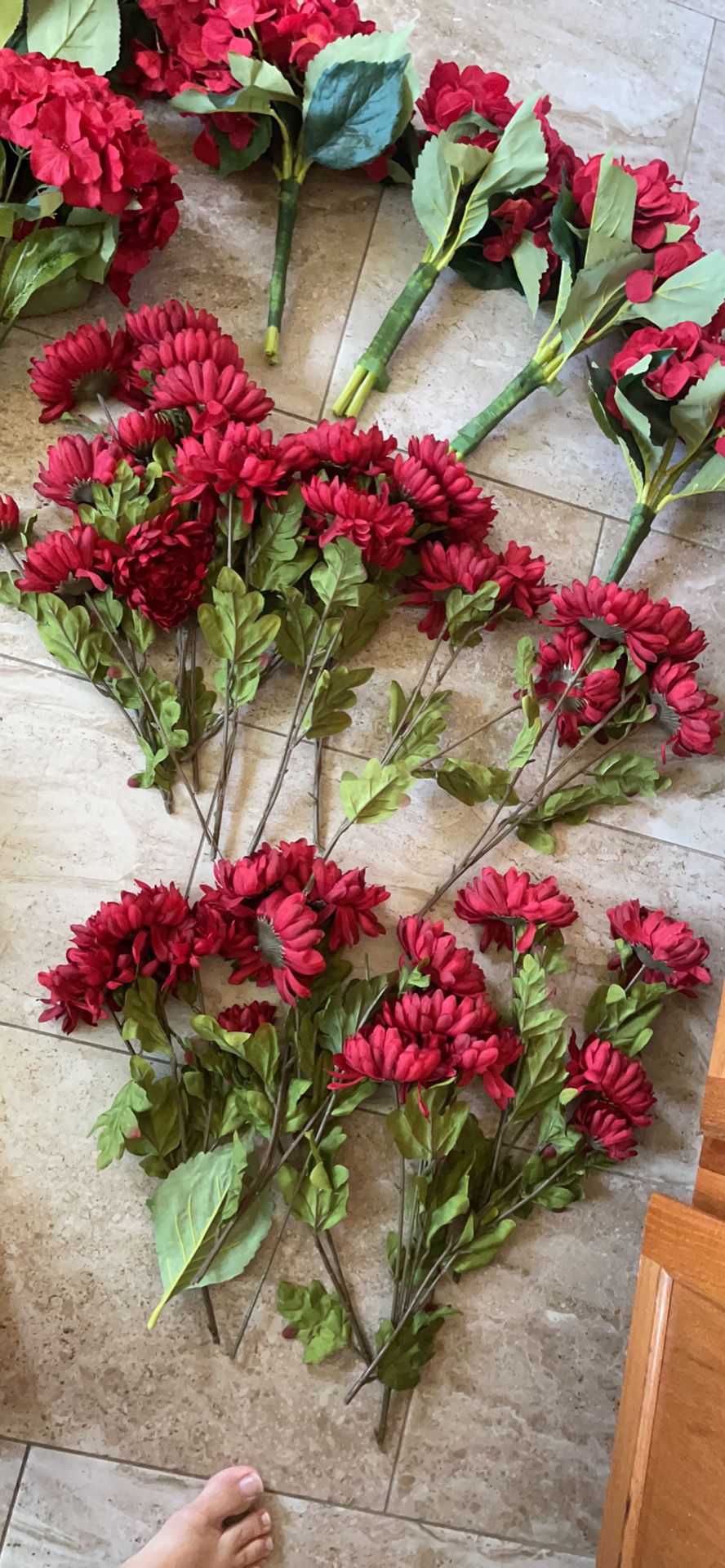 Red Wedding Party Flowers Centerpieces 