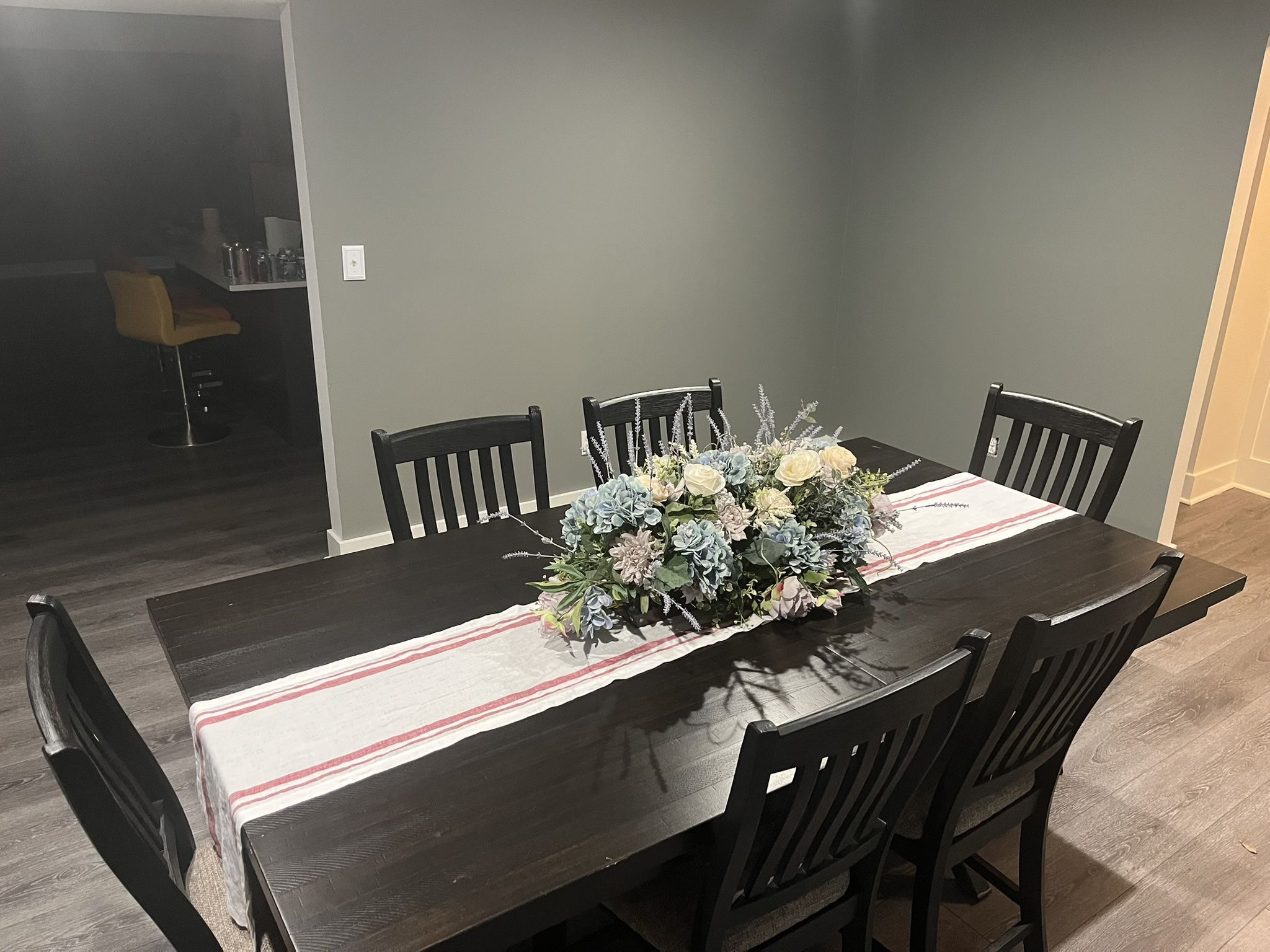 Ashley Furniture Dining Room Table Set