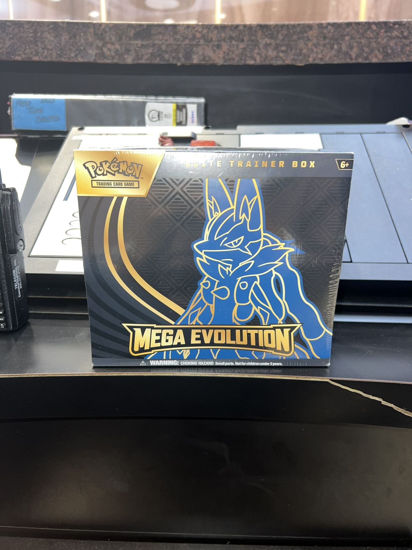 Pokemon Mega Evolution Elite Trainer Box