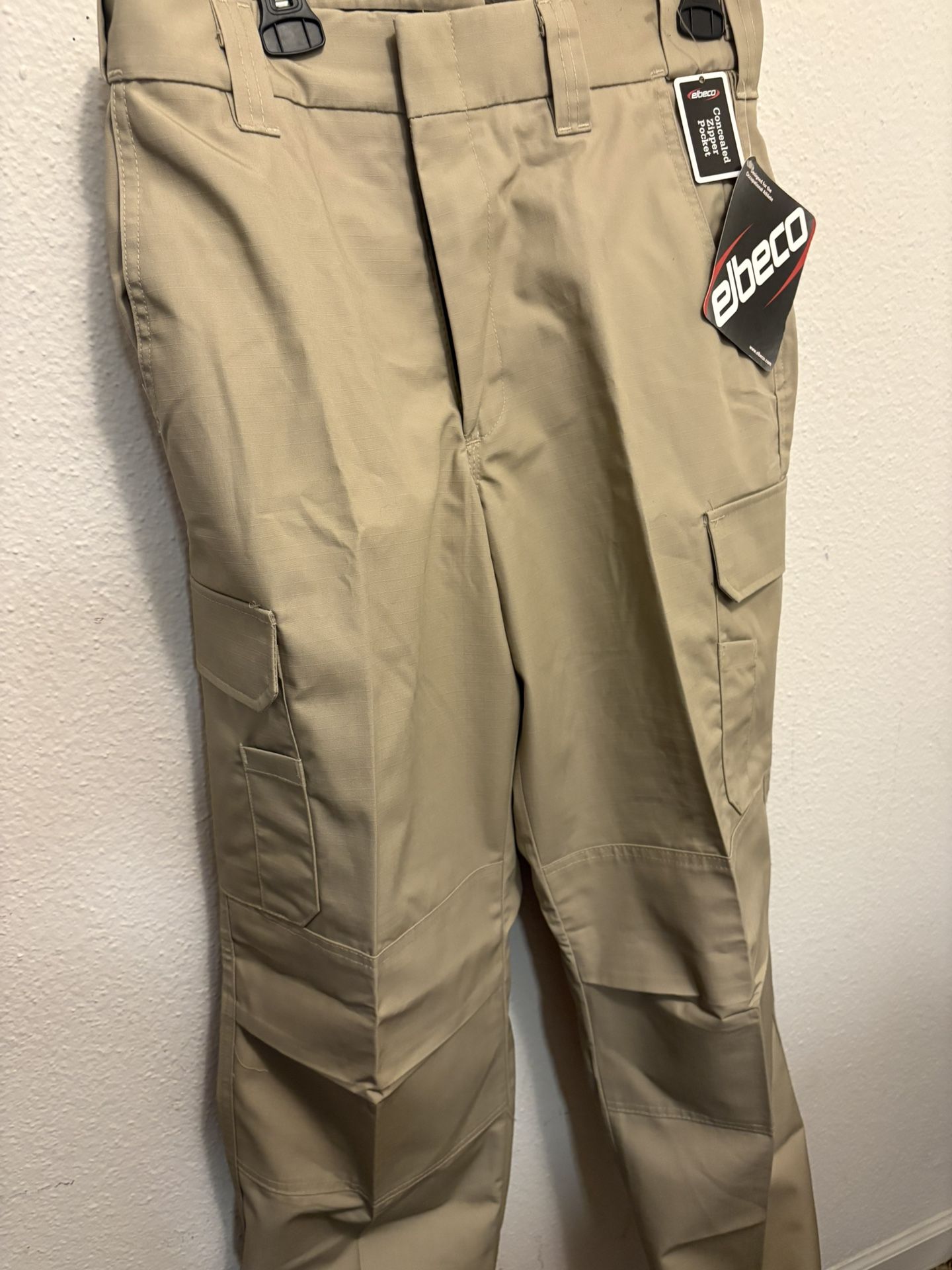 Men’s cargo work beige tan pants Elbeco 34R NWT