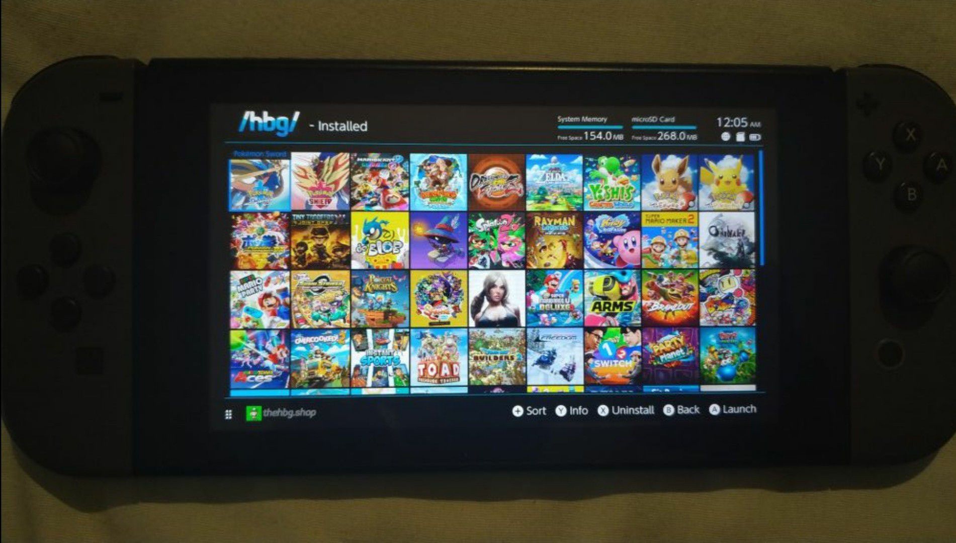 Modded Nintendo Switch + 73 Games