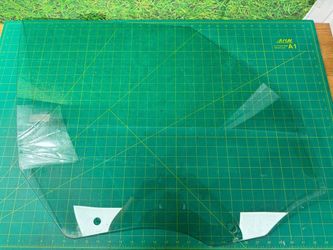 2011-2016 MINI COOPER COUNTRYMAN FRONT RIGHT DOOR GLASS WINDOW  OEM