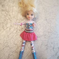 New Moxie Girl Girlz Avery Doll color Your Fashion Outfit Dress Art Blonde Titud