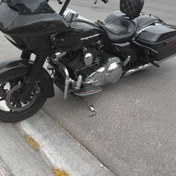 2021 Harley-Davidson Road Glide Special – Clean & Ready 