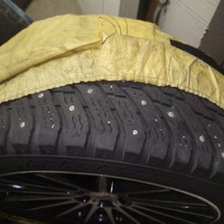 Hakkapeliita Studded Snow Tires With 22 Inch Wheels
