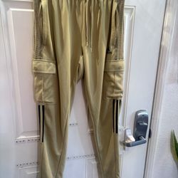 Adidas Tiro Cargo Pants Size Women’s Large 
