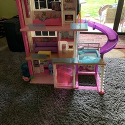 Beautiful Dolls House