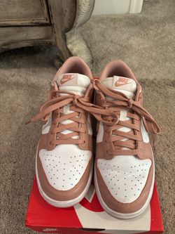 Women’s Nike Dunk-low White/ Rose Whisper 9.5