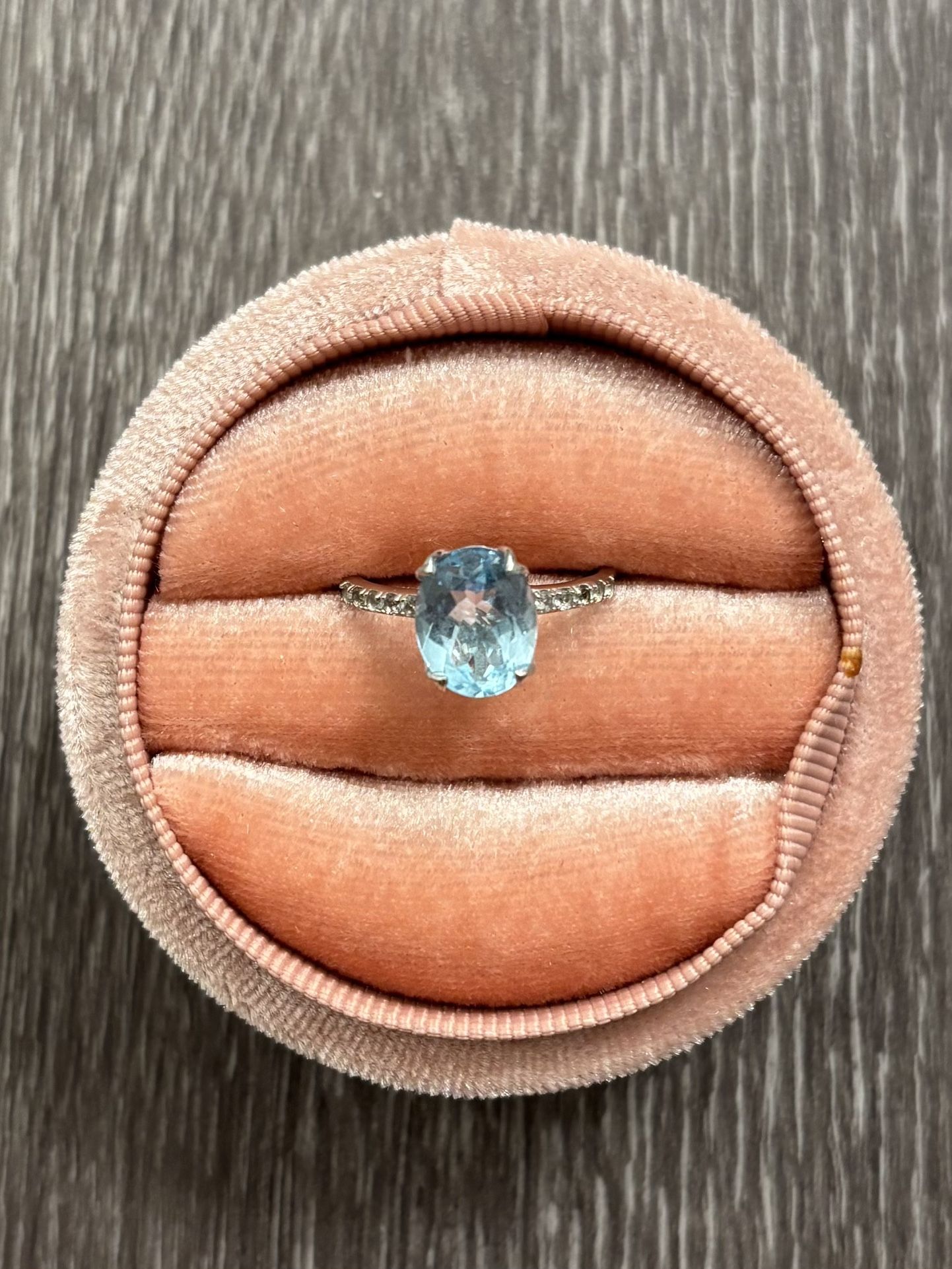 Elegant Oval Blue Topaz Ring