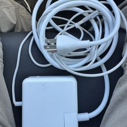 60 Watt MacBook Power Adapter MagSafe 1  Generic Brand (2009-2012) 