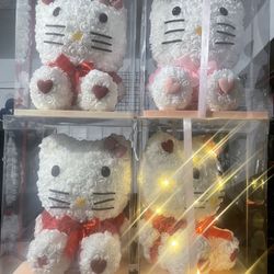 Hello Kitty Gift Set 🎁❄️🎄🎄❄️👌$20 c/u