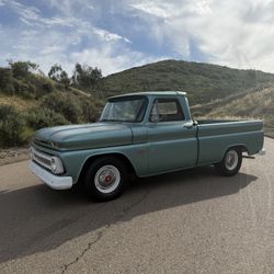1966 Chevy C10 Fleetside Shortbed 