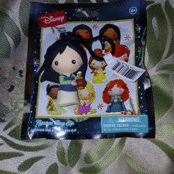 Disney Christmas Mulan Holding A Lamp Collectable New Keyring